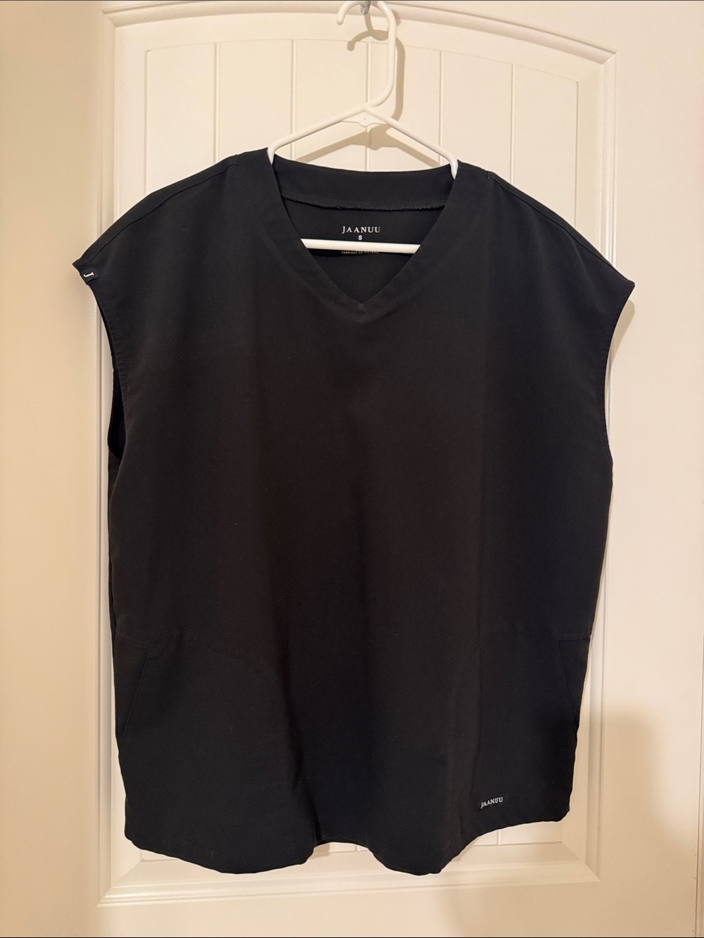 Jaanuu Black V-Neck Sleeveless Top